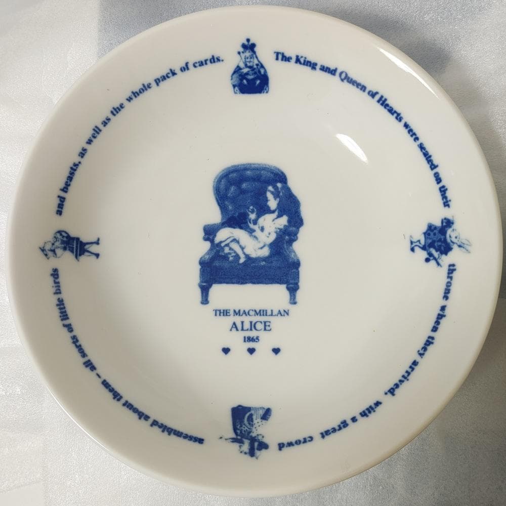新品 3枚セット マクミランアリス 皿 プレート 磁器 白 不思議の国のアリス