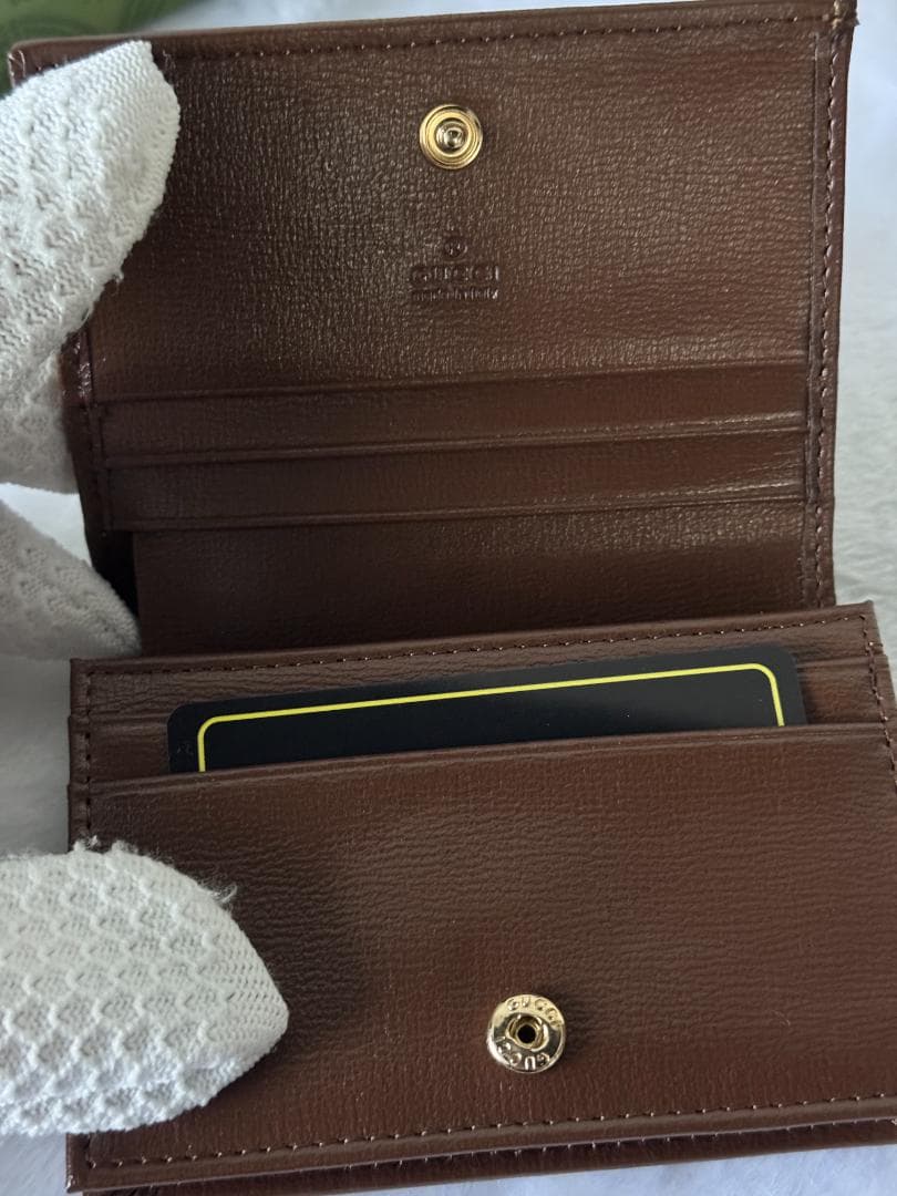 ノベルティ Gucci GGパターン 二つ折り財布