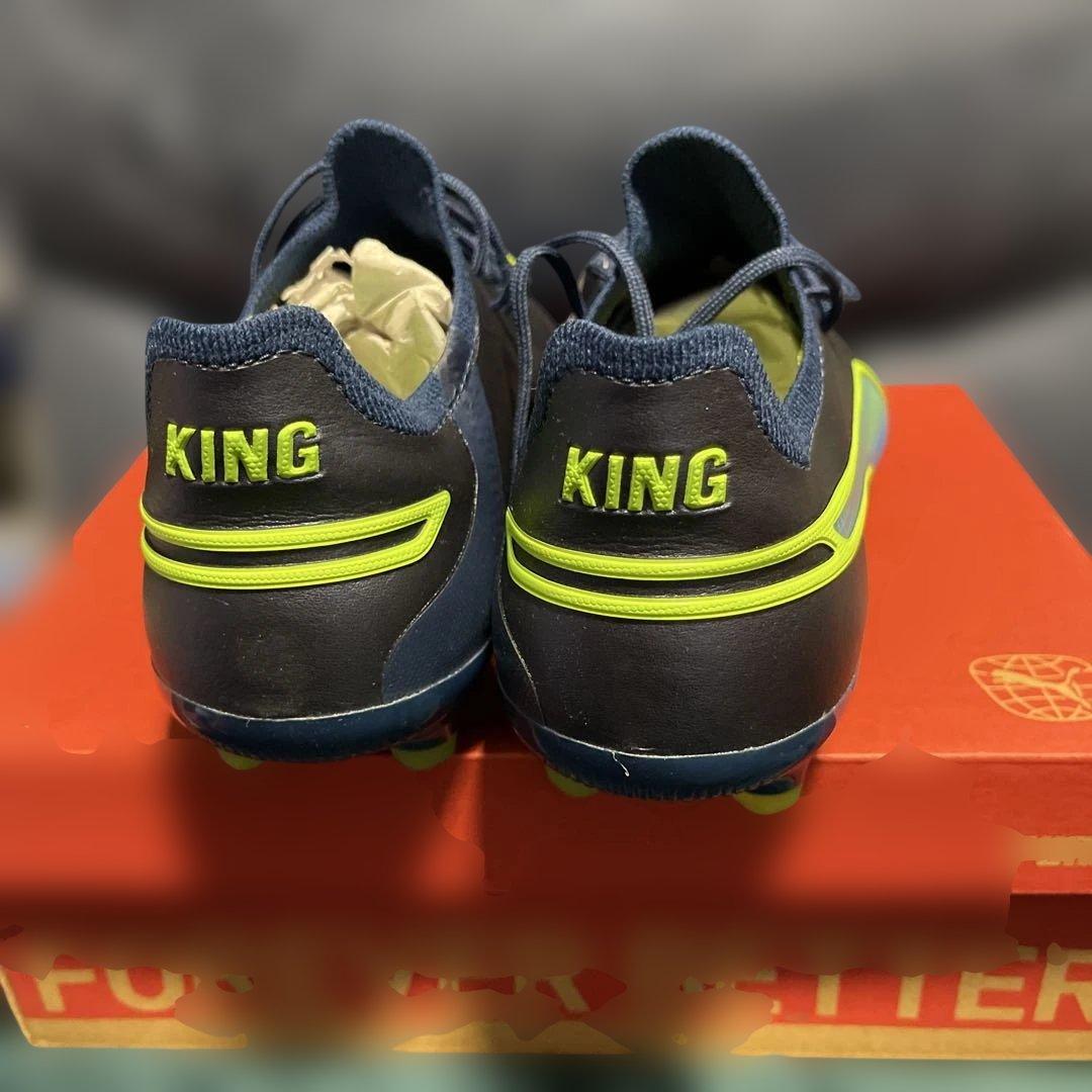 新品タグ付きPuma キングアルティメットHG AG ￼サッカースパイク27㎝
