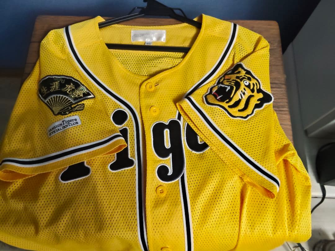 Tigers 黄色 メッシュ ユニフォーム