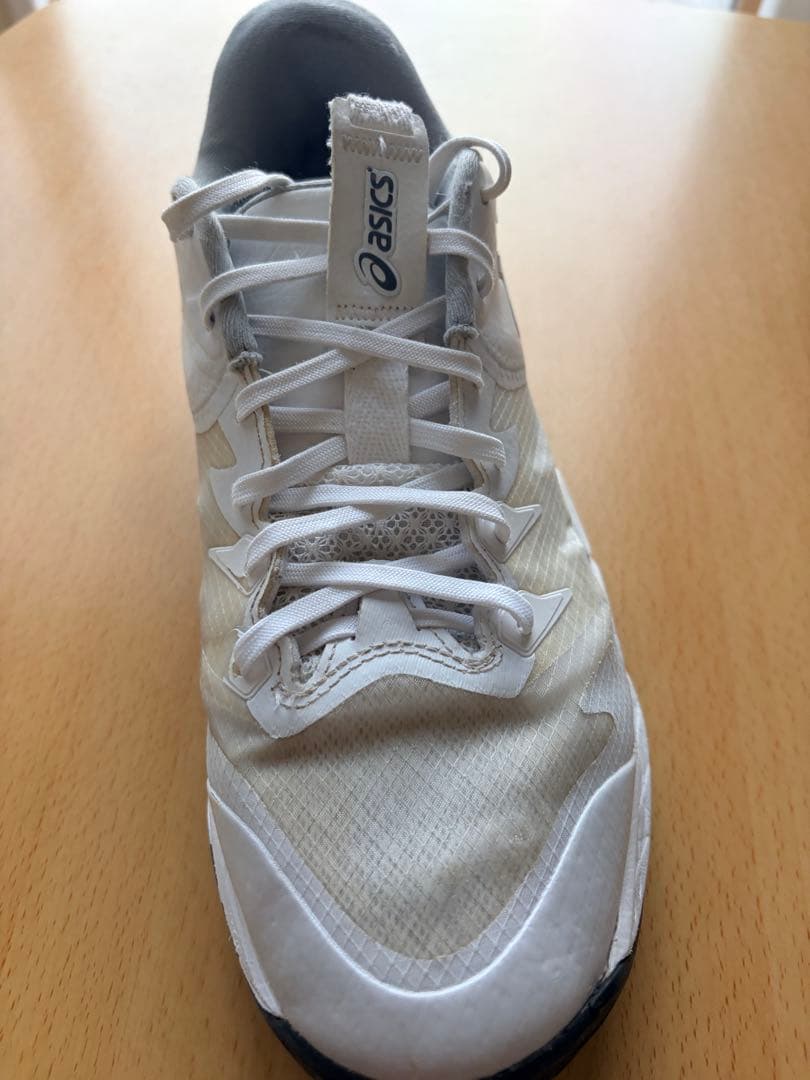 ASICS バスケットボールシューズ ホワイト UNPRE