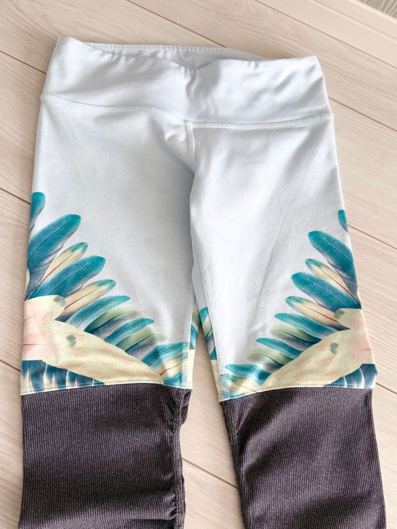 【完売品】alo yoga アローヨガ ゴッデス レギンス