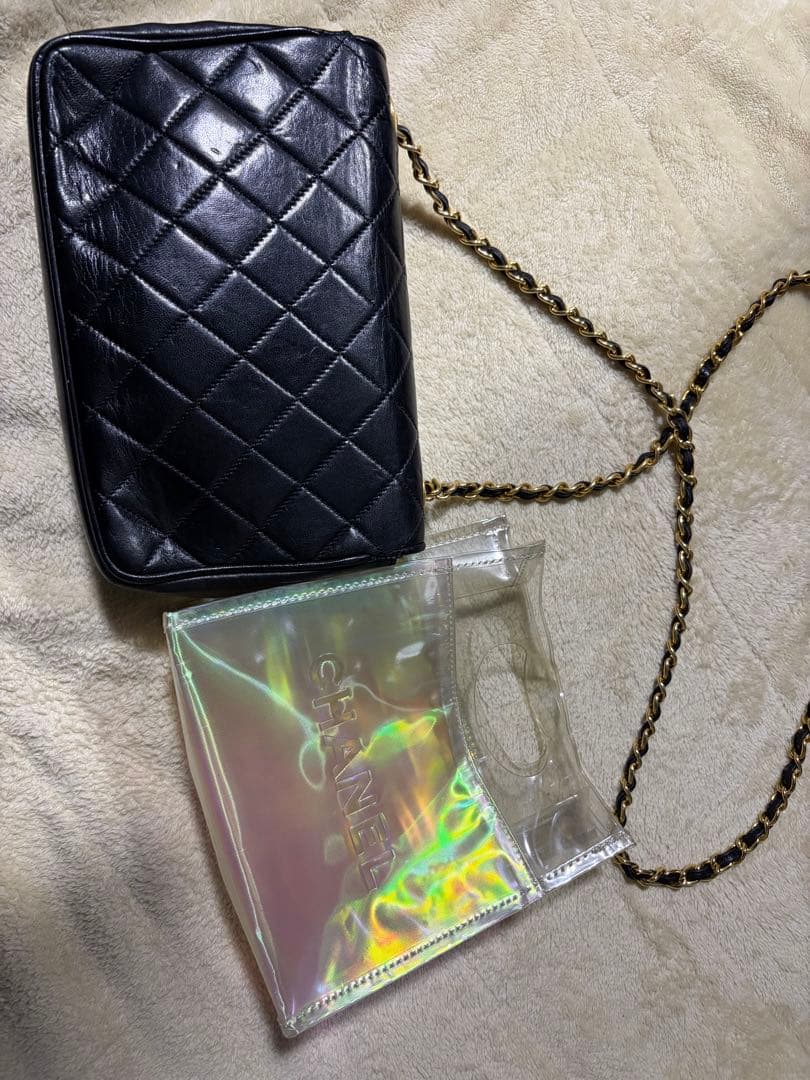 CHANEL ノベルティーヴィンテージ2つセット　ショルダーバッグ、ハンドバッグ