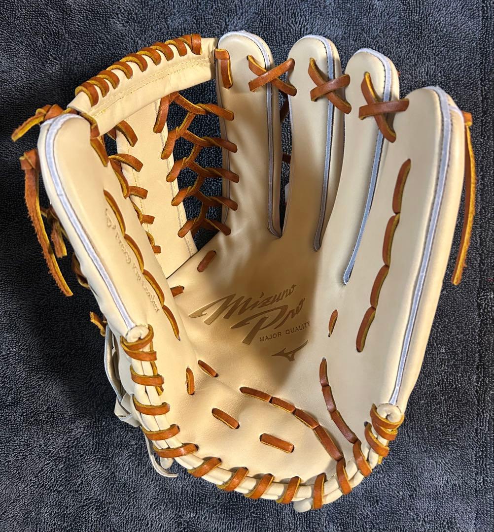 ミズノプロ硬式外野用グローブ