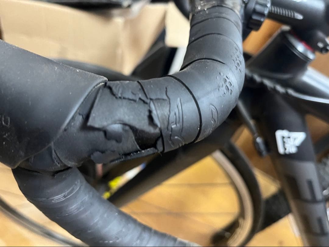 FELT F75 2018年モデル マットブラック 480mm