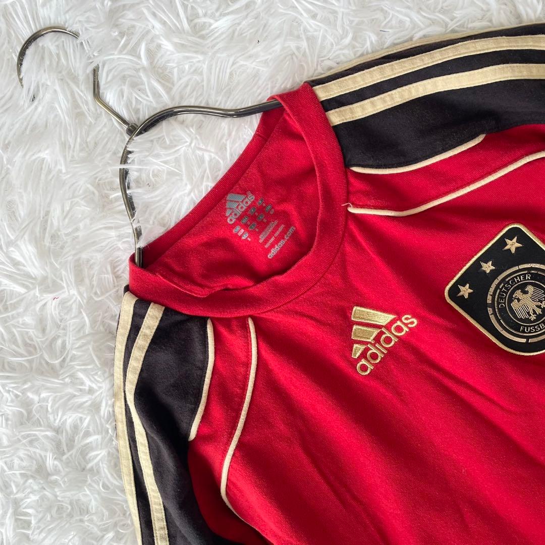 adidas ドイツ代表 サッカーTシャツMレッド×ブラック ゴールドロゴ 半袖
