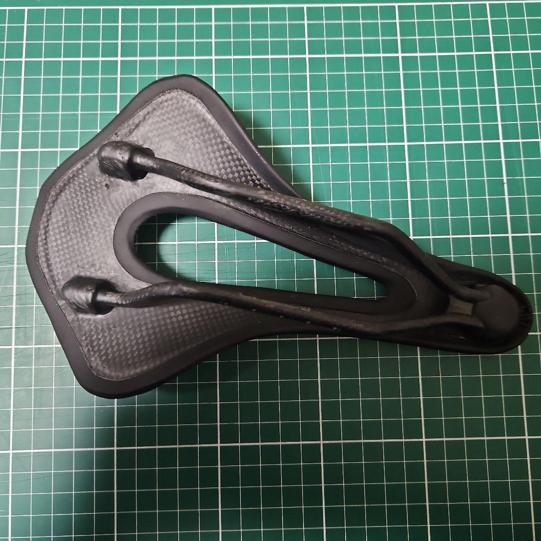 YOELEO カーボンサドル 123g