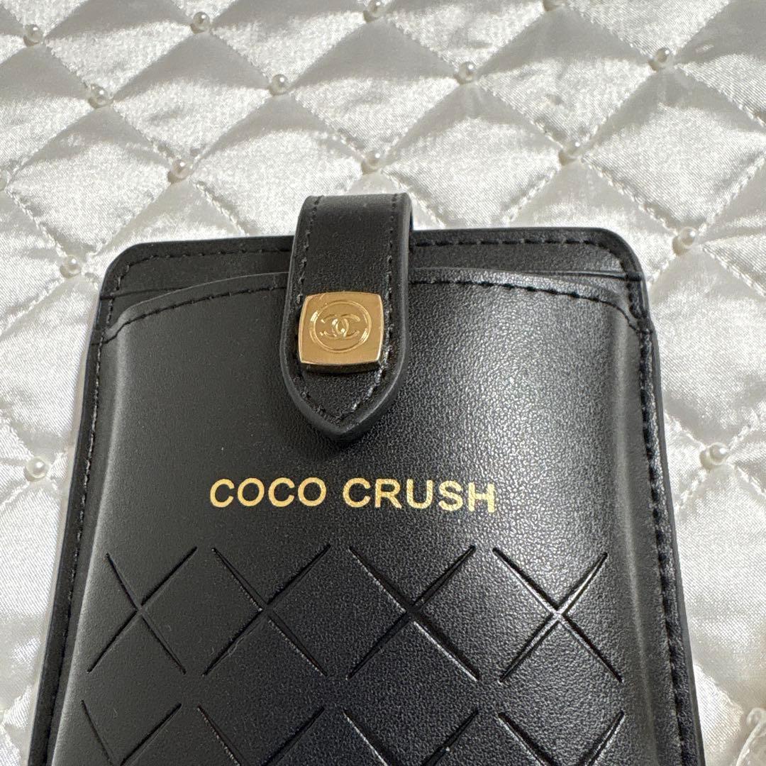 CHANELノベルティ ココクラッシュ ブラック スマホショルダー スマホケース