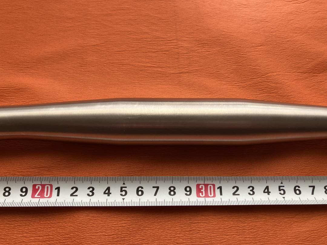 チタン合金製フラットハンドルバー 560mm 31.8mm 22.2mm