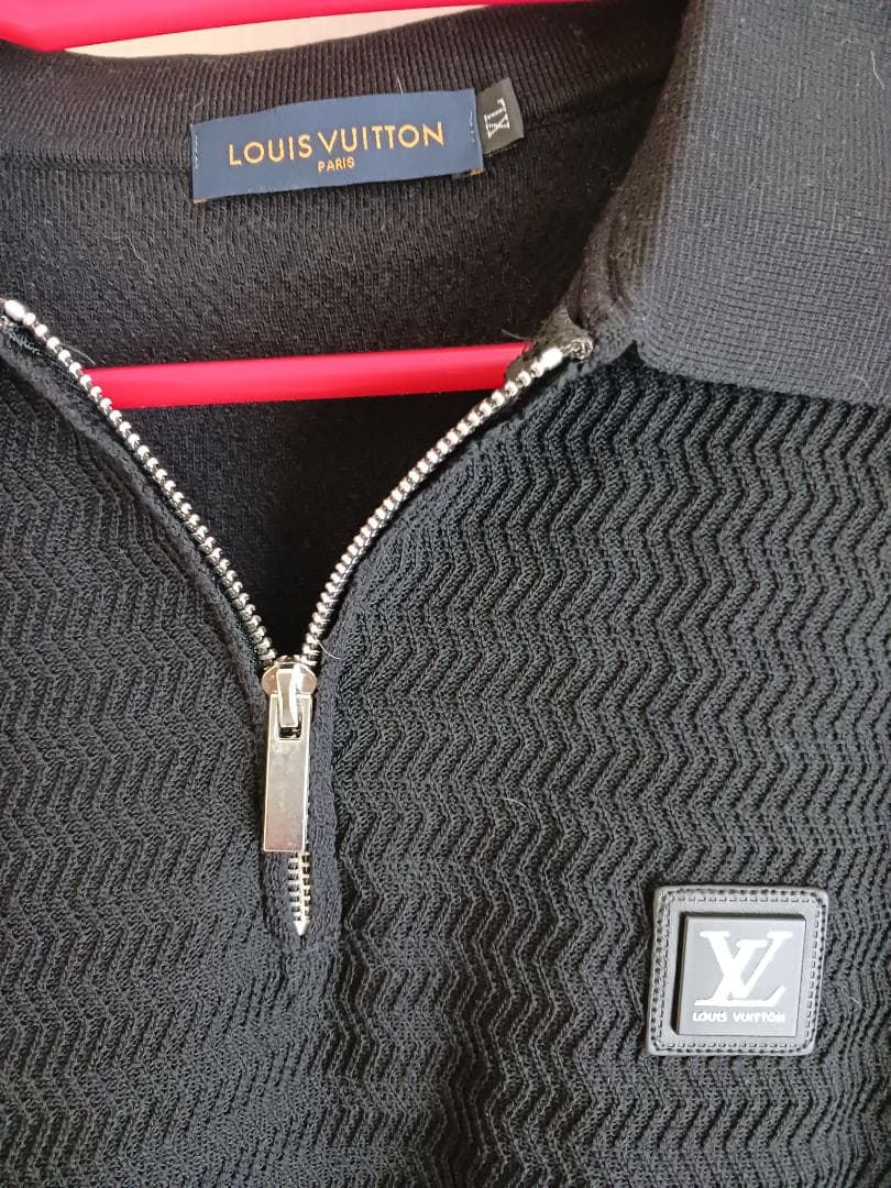 LOUIS VUITTON ブラックポロシャツ 新品未使用
