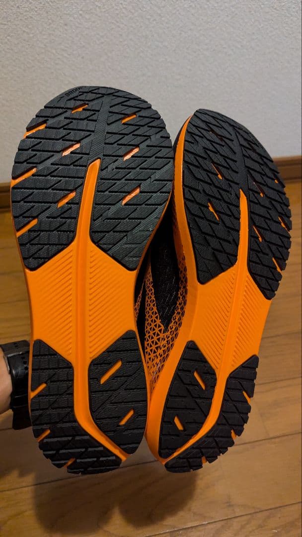 【最終価格】BROOKS ブルックスハイペリオンテンポ
