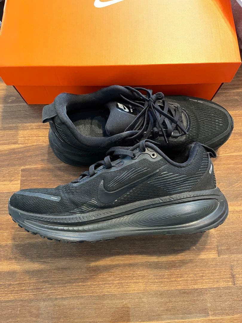 Nike VOMERO18メンズ26.5cmボメロ18