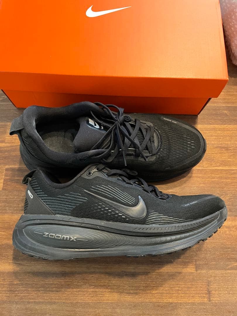 Nike VOMERO18メンズ26.5cmボメロ18
