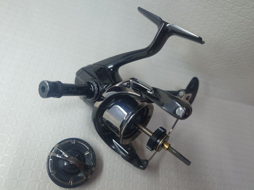 シマノ　「20ツインパワー　4000XG　スプール無し」SHIMANO