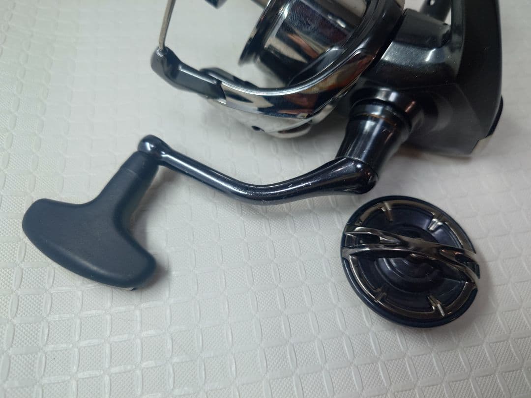 シマノ　「20ツインパワー　4000XG　スプール無し」SHIMANO