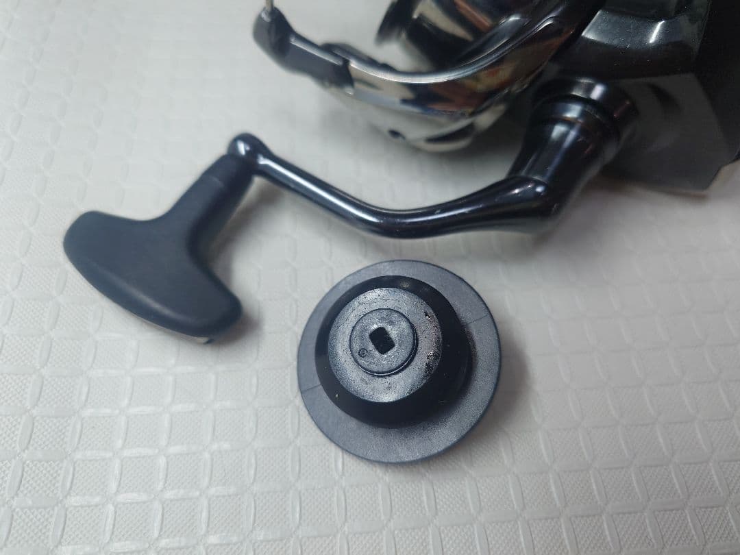 シマノ　「20ツインパワー　4000XG　スプール無し」SHIMANO