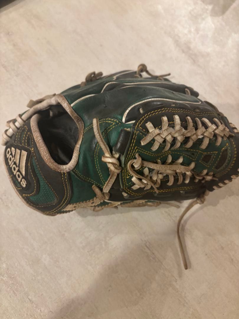 adidas 軟式野球グローブ グリーン