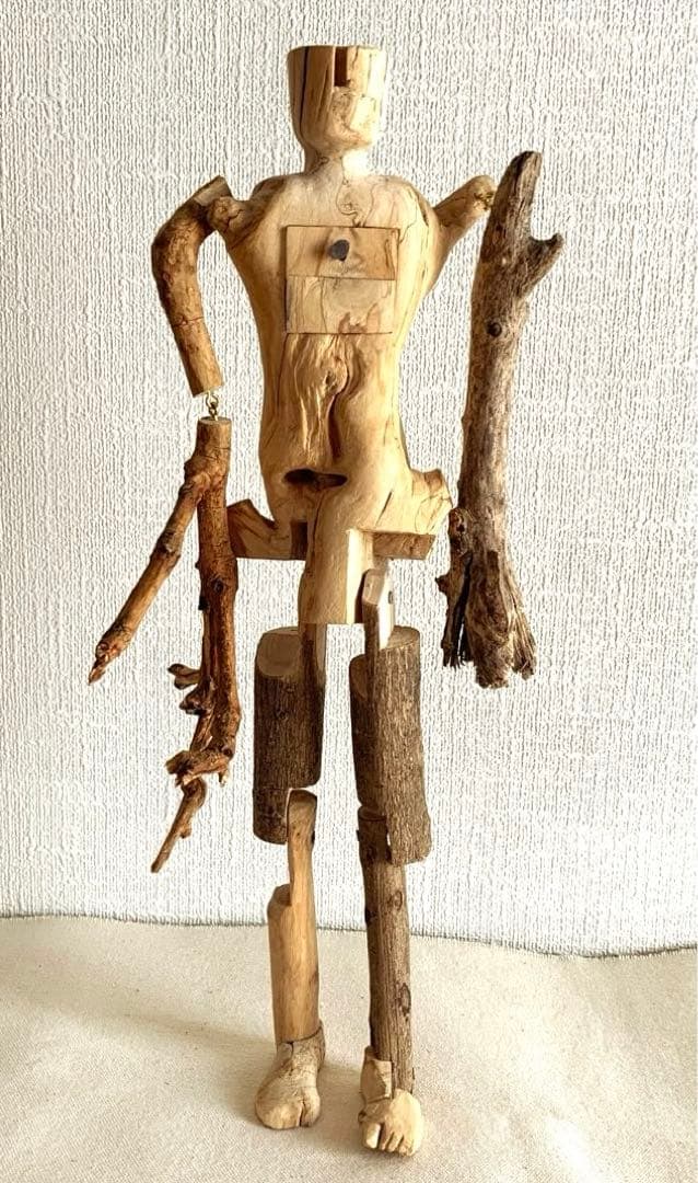 ✴︎Figure No.3 流木の木彫フィギュア作品✴︎引き出しと石　ハンドメイド