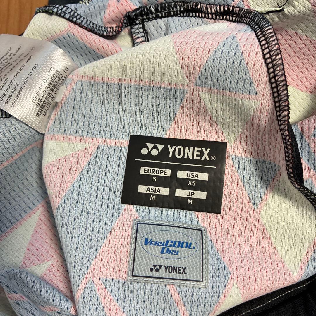 YONEX バドミントンパンツ Mサイズ 赤/黒/黄