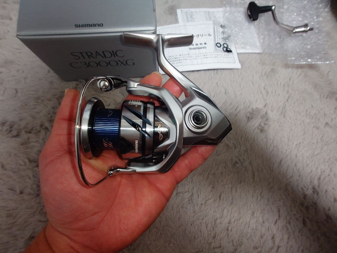 未使用　SHIMANO STRADIC C3000XG シマノ　ストラディック