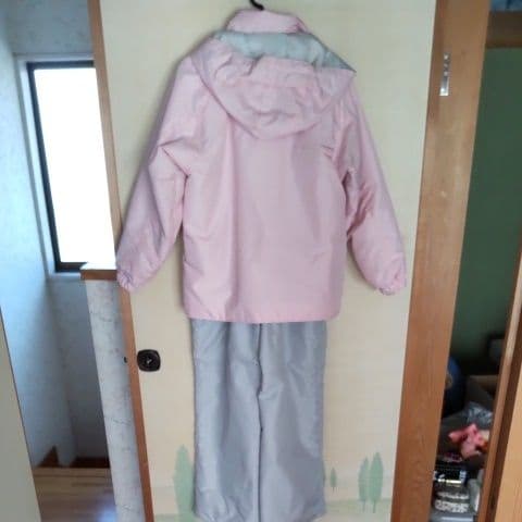 スノボウェア　スキーウェア　キッズ　ジュニア　女の子