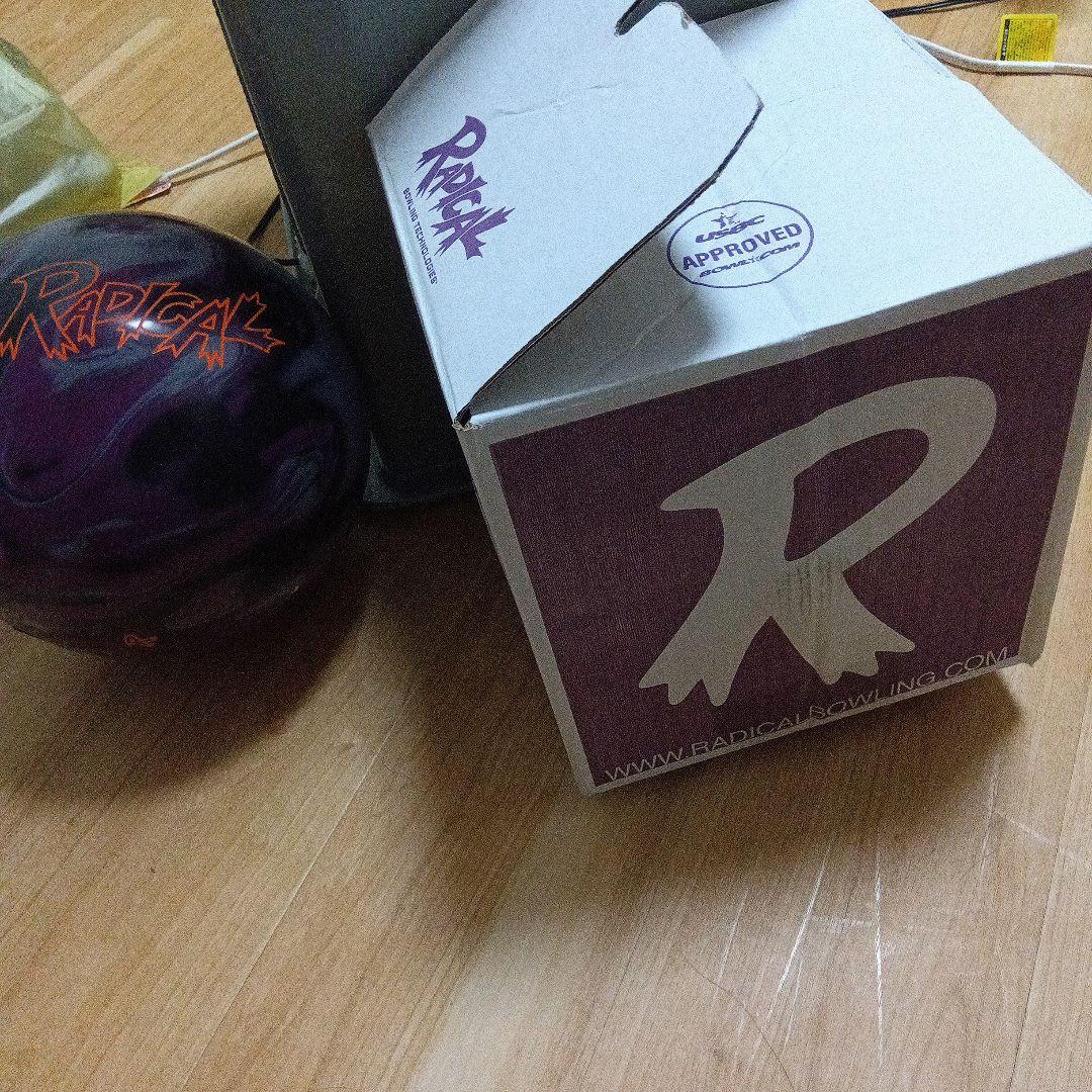 Radical ZIG ZAG ボウリングボール15ポンド
