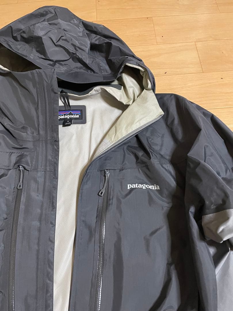 patagonia ミニマリスト・ウェーディング・ジャケット