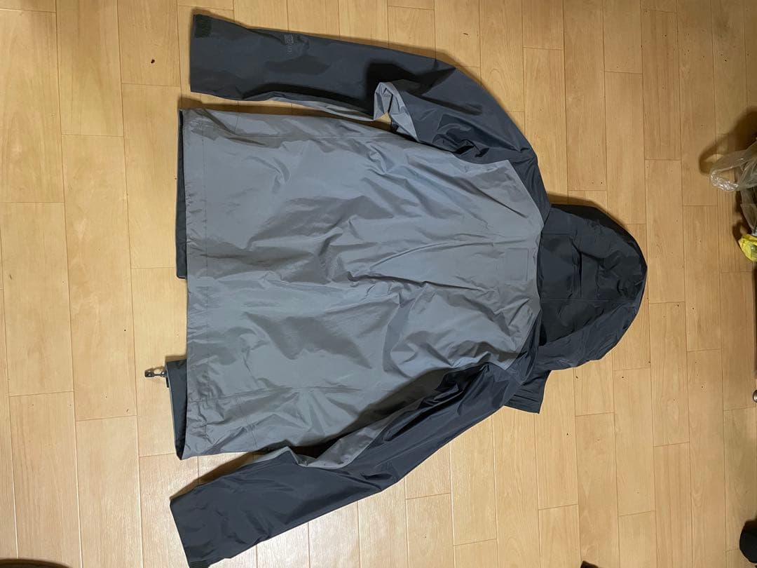 patagonia ミニマリスト・ウェーディング・ジャケット