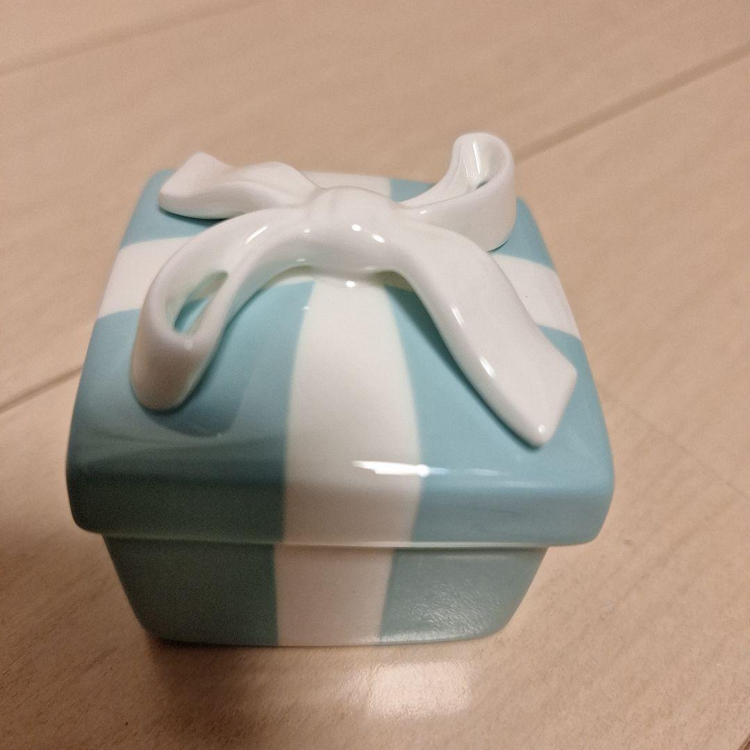 ティファニー小物入れ