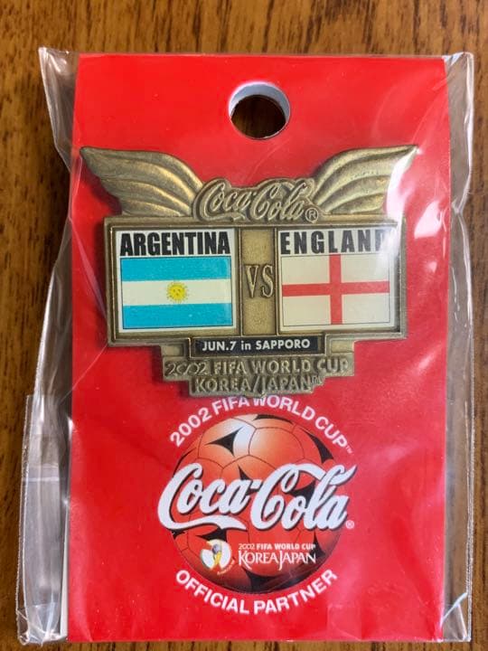 '02日韓WCコカコーラEngland予選3試合ピンズ(対戦国・日程刻印)希少品