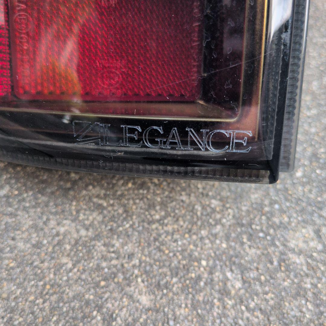 ハイエース　ヴァレンティ☓レガンス　ZLEGANCE LEDテールランプ