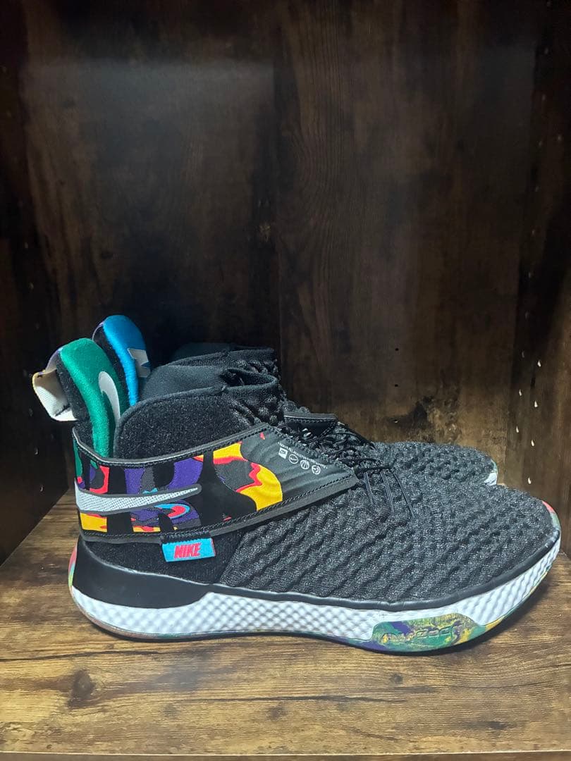 NIKE　エアズーム　ユニバース フライイーズ　28cm