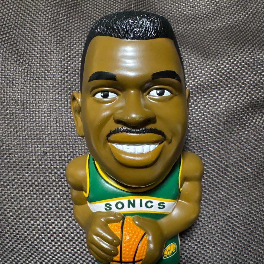 【新品未使用】NBA シアトル・スーパーソニックス　ネイト・マクミラン　貯金箱