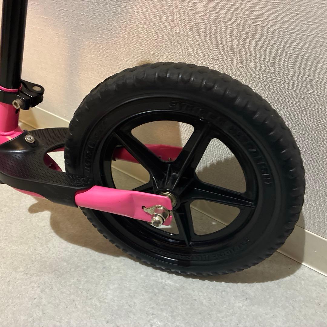 ストライダー　ピンク　スポーツモデル12インチ