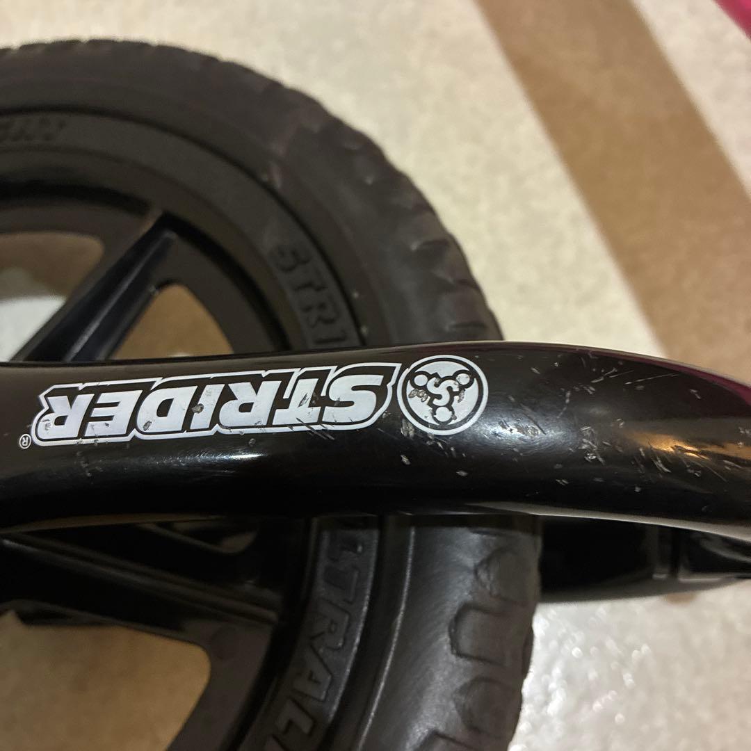 ストライダー　ピンク　スポーツモデル12インチ
