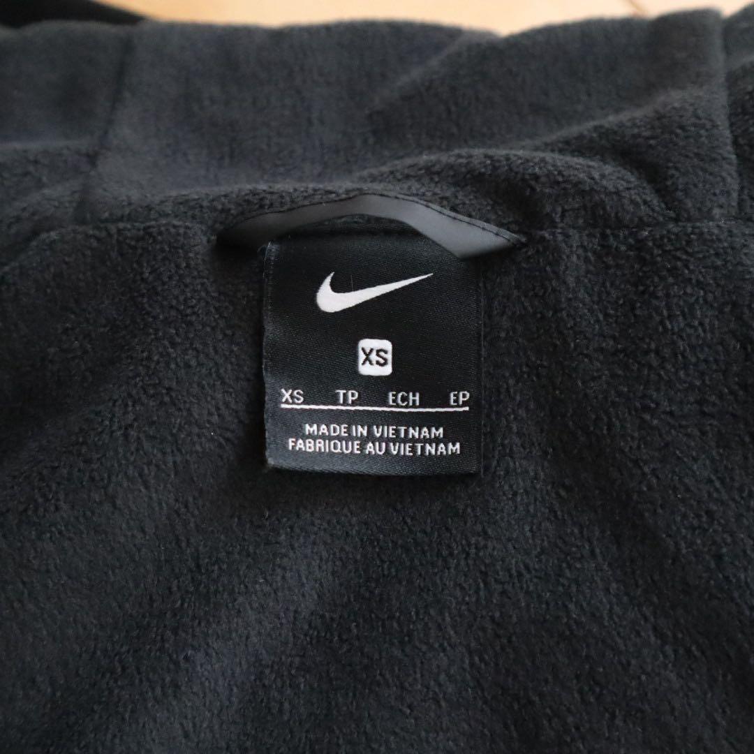NIKE ナイキ　サッカージャケット　ブラック　130　新品　黒　防風　防寒