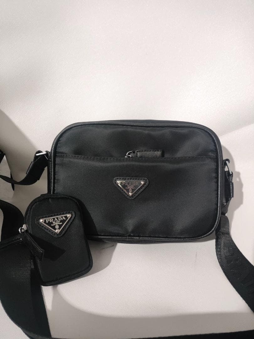 新品未使用 PRADA ブラック ナイロン プラダ ショルダーバッグ 即日発送