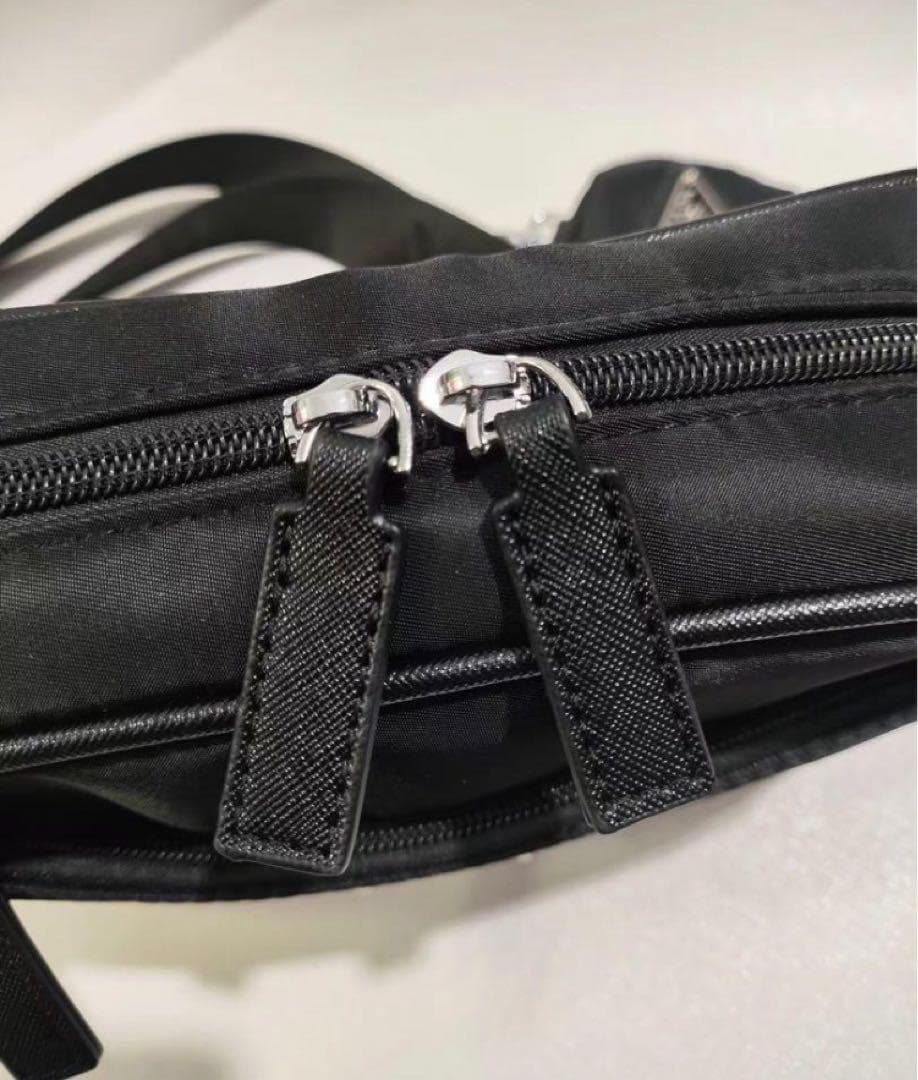 新品未使用 PRADA ブラック ナイロン プラダ ショルダーバッグ 即日発送
