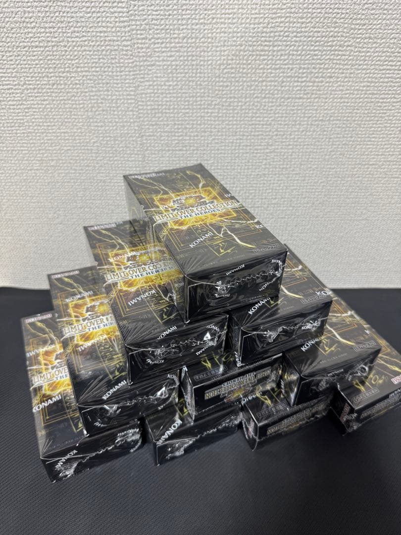 【メルカリ便】リミットオーバーコレクション　未開封シュリンク付き