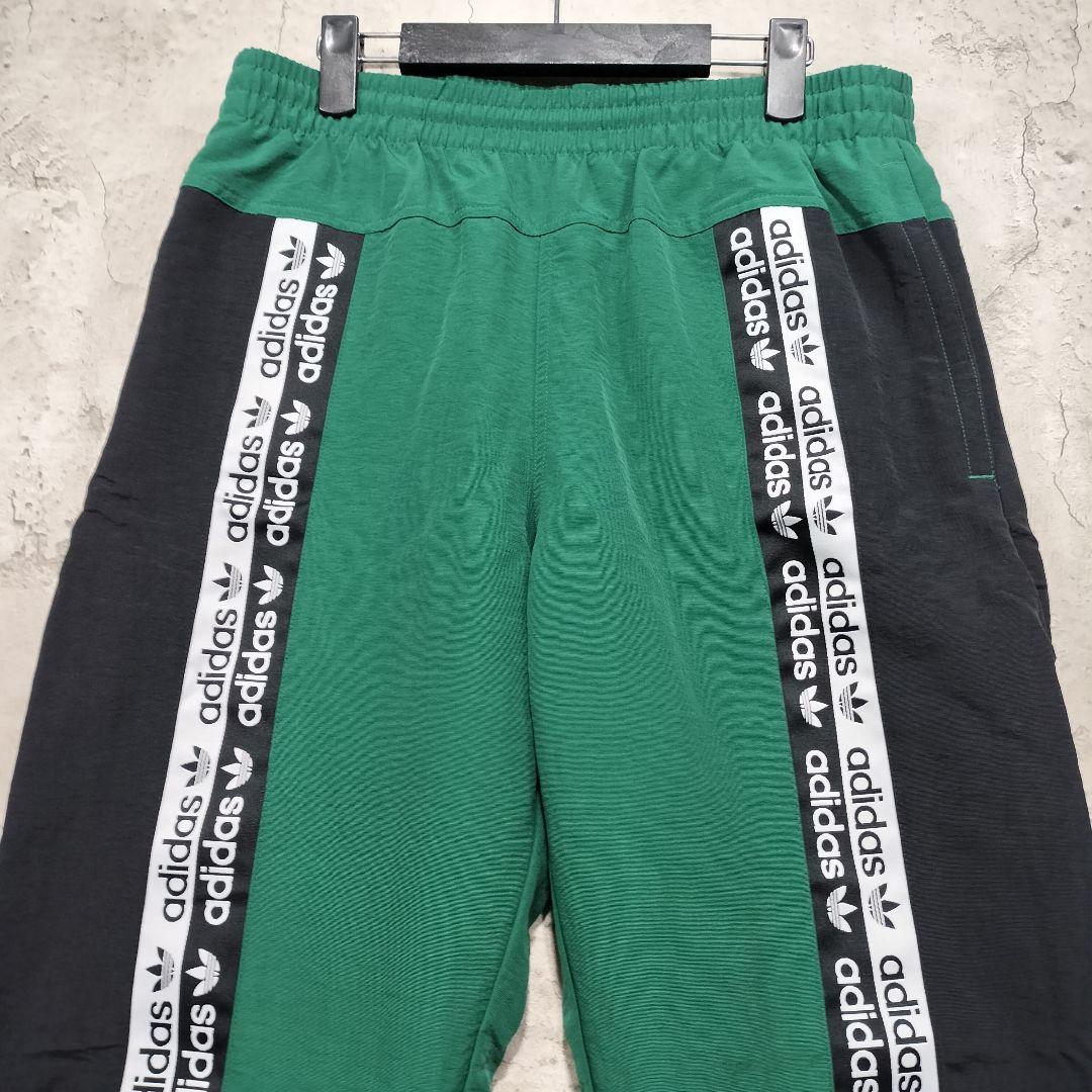 ★人気　アディダス　ジャージ　シャカシャカ　トラックパンツ　グリーン×ブラック