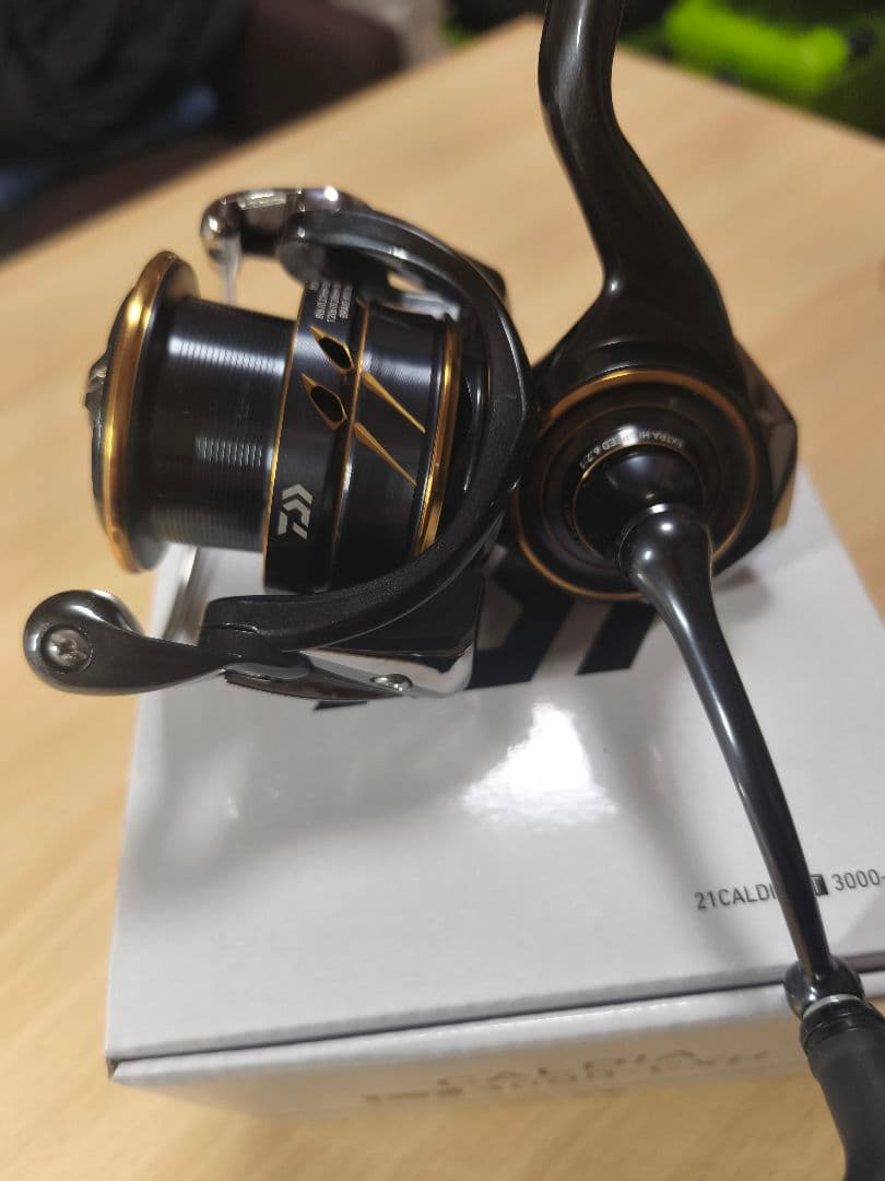 Daiwa CALDIA LT 3000-CXH スピニングリール