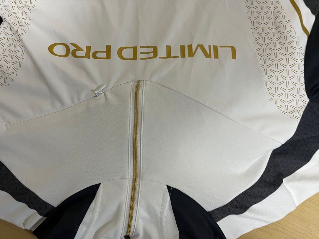 LIMITED PRO 長袖シャツ ホワイト・ブラック　よかにせさん専用