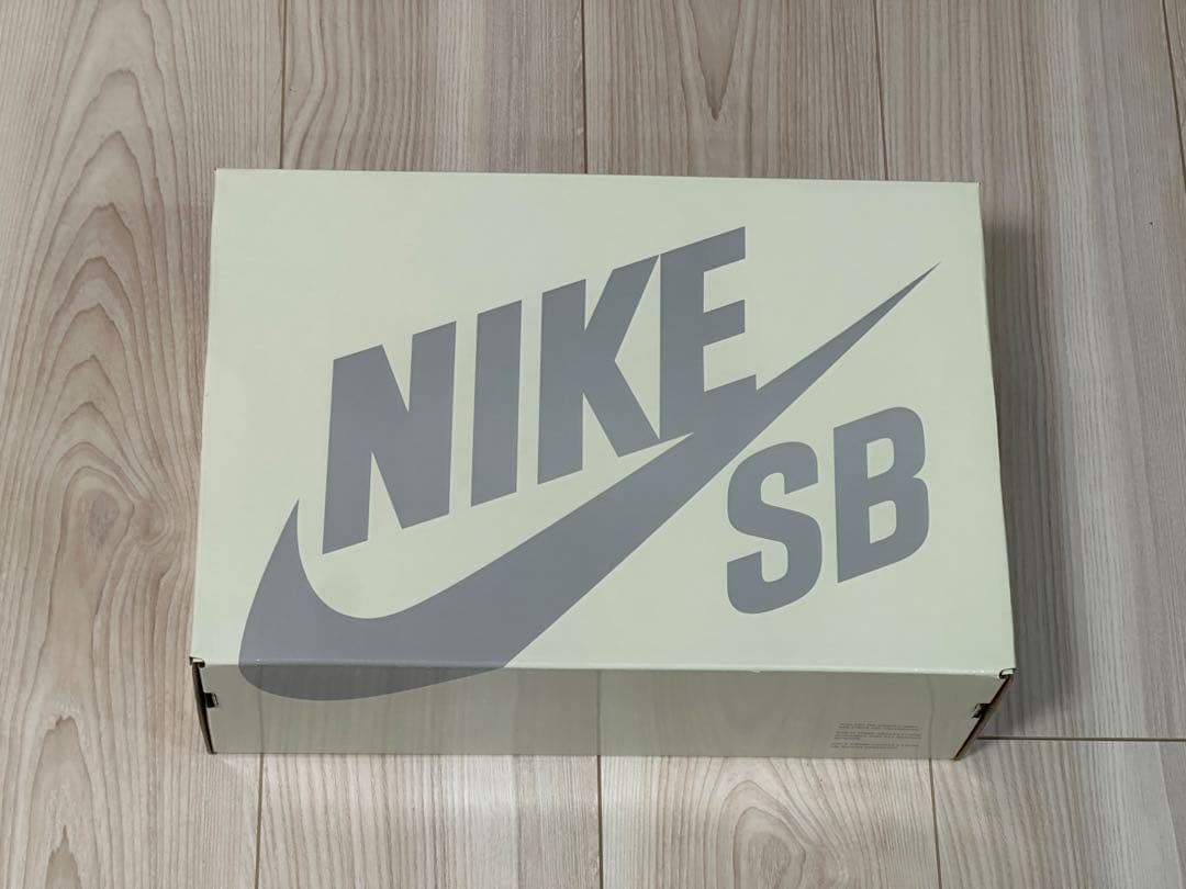 ANTIHERO × Nike SB Dunk High QS \"White\"