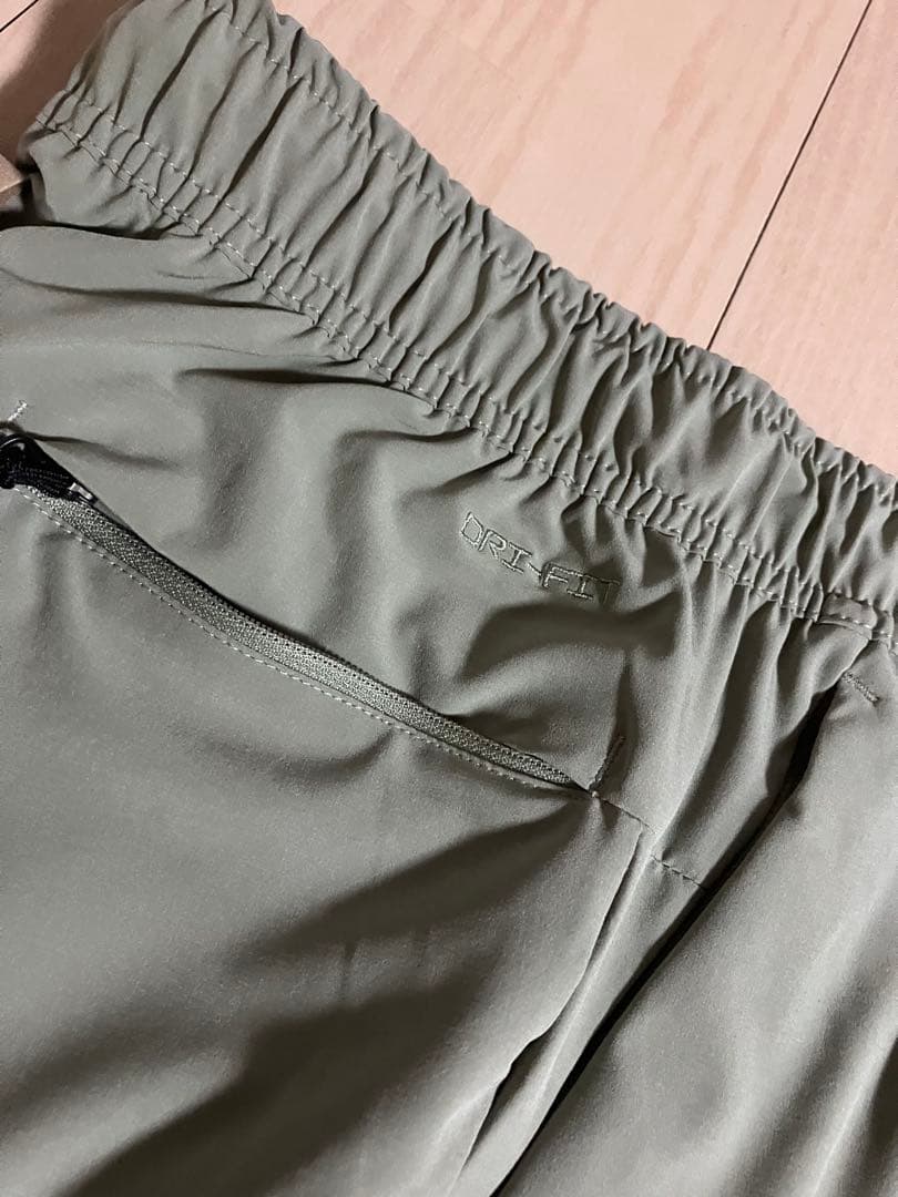 ナイキ メンズ Dri-FIT ストレートレッグ ヴァーサタイルパンツ M 新品