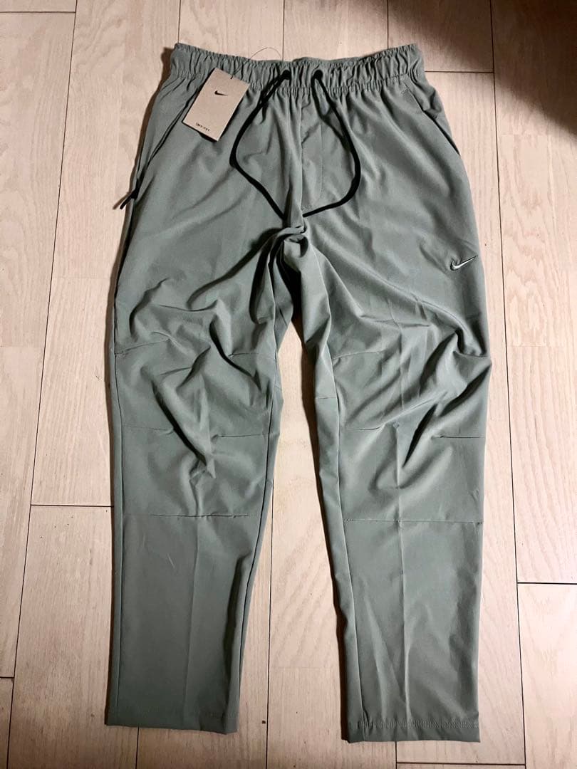 ナイキ メンズ Dri-FIT ストレートレッグ ヴァーサタイルパンツ M 新品