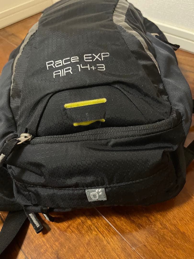 新古美品！deuter Race EXP AIR 14+3 リュック雨カバー付き