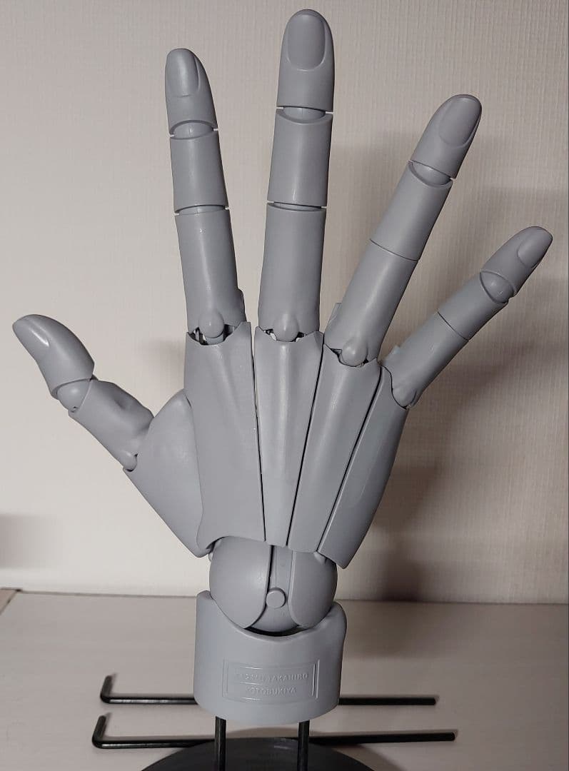 コトブキヤ　ハンドモデルR　グレー