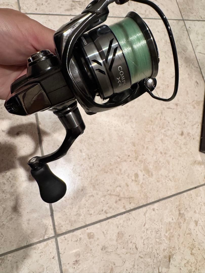 シマノ SHIMANO 21コンプレックスXR c2000HGf4