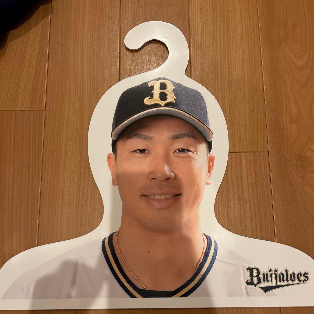 オリックスバファローズ 安達了一　サイン入りユニフォーム・サインボール・ハンガー