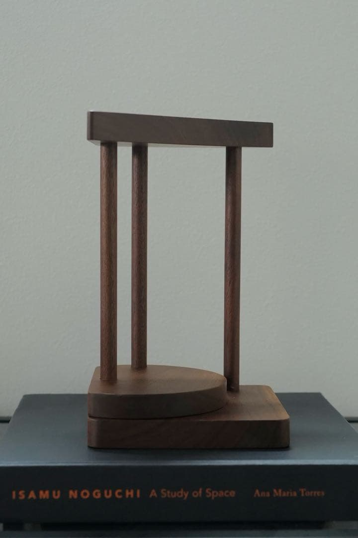 Walnut Object 検)e Nakashima